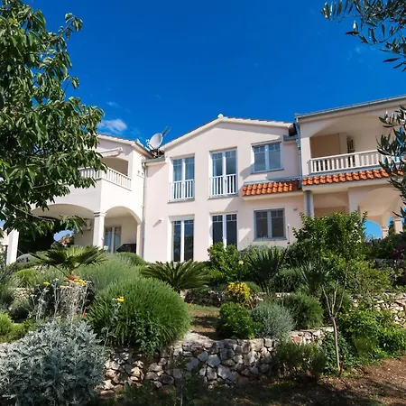 Appartamento Matana-2 By Interhome Traù